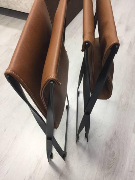 JUNO stool